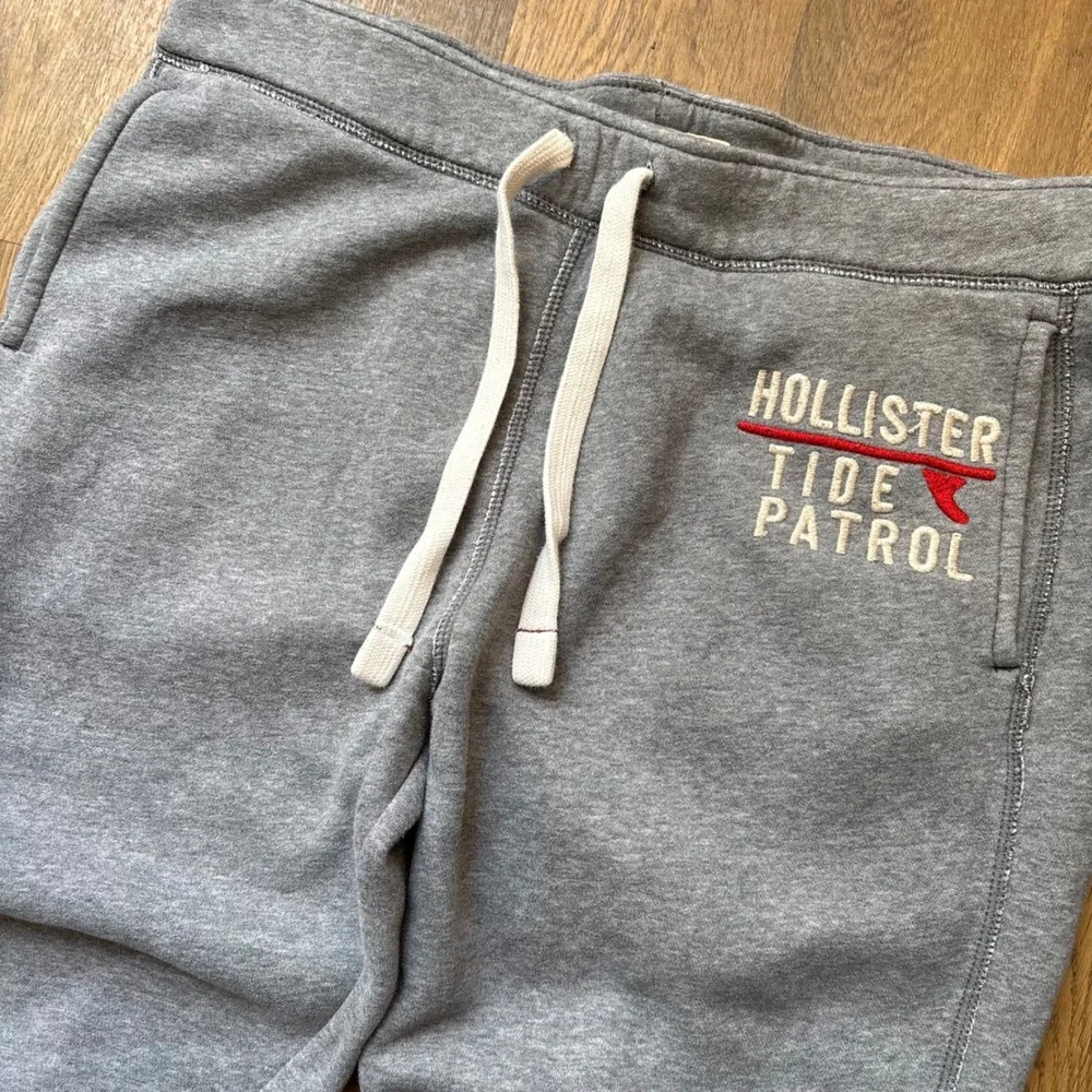 Vtg Y2K Mall Core Style Hollister Tide Patrol Embroidered Gray Drawstring Pants
